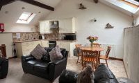 Sofas & Kitchen